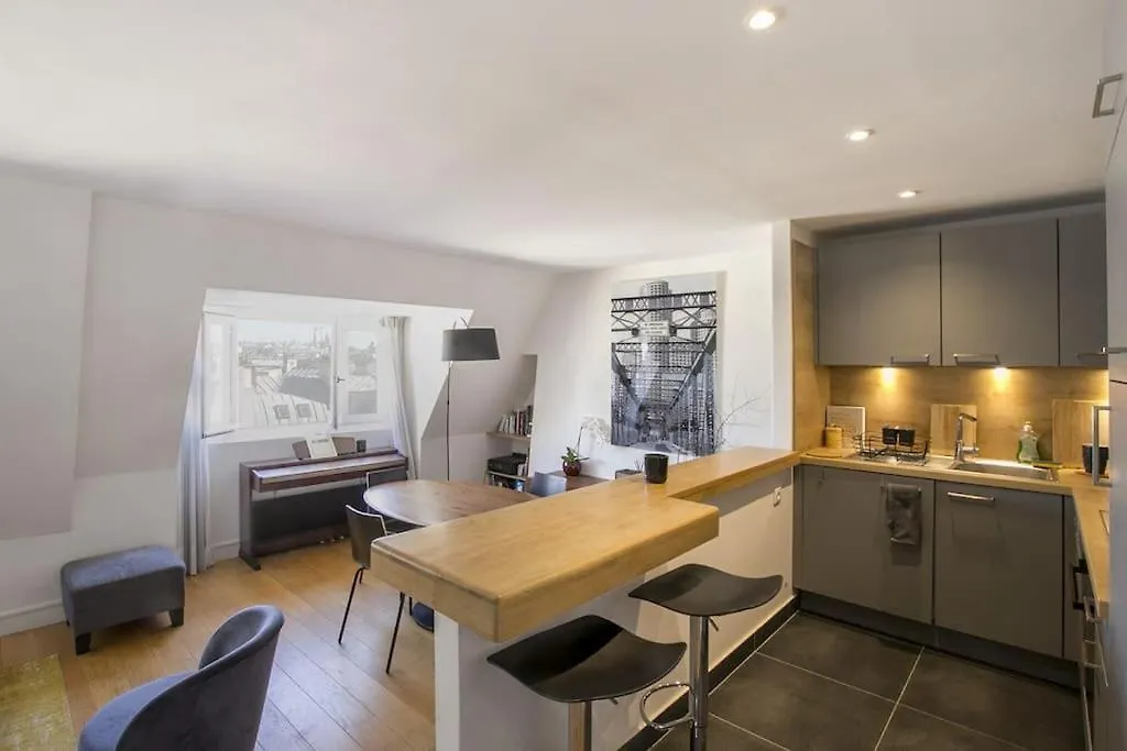 Loft In The Heart Of Paris Apartment